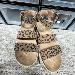 Leopard sandals